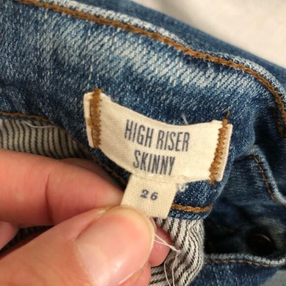 Madewell 9" High-Rise Skinny Jeans: Torn-Knee - Picture 11 of 13